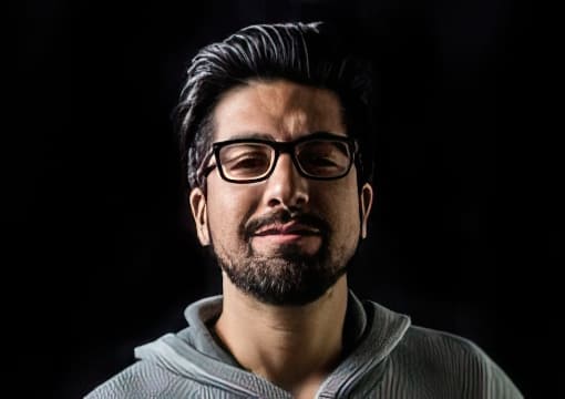 Фотография преподавателя Дениса Сергеева